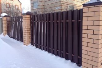Забор из евроштакетника в шахматном порядке 30 метров фото в Орехово-Зуево